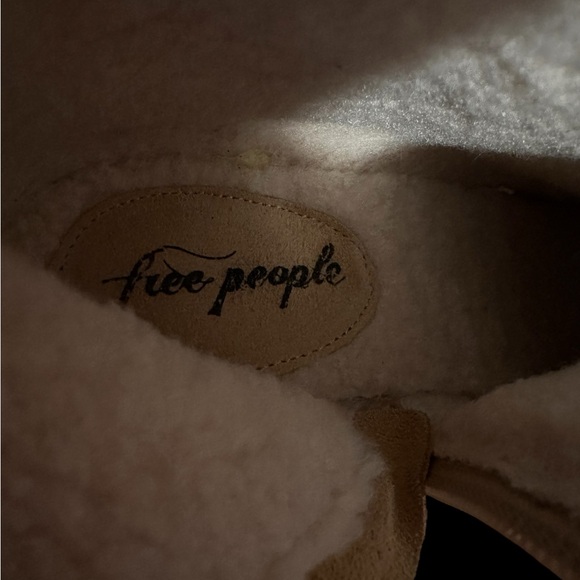 NWOB Free People Montreal Platform Boots (light tan Suede) $298 - Picture 12 of 16